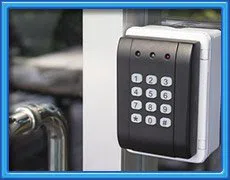 West Hartford Lock And Locksmith West Hartford, CT 860-544-9032 West Hartford Lock And Locksmith West Hartford, CT 860-544-9032 - comm-home-68-35mod